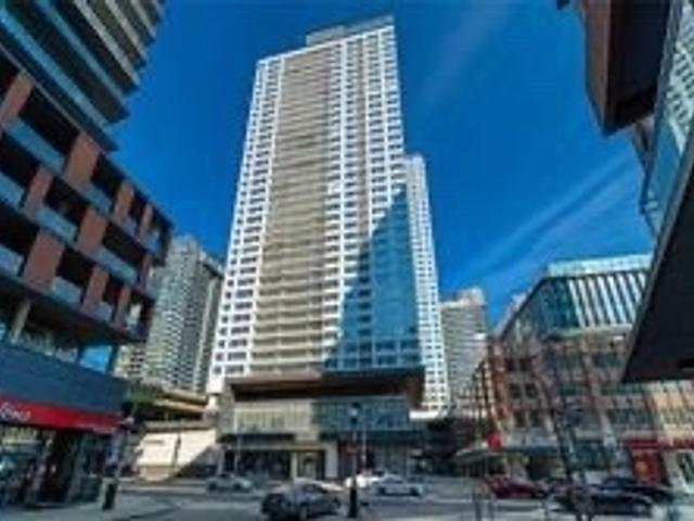 3008 - 19 Bathurst St