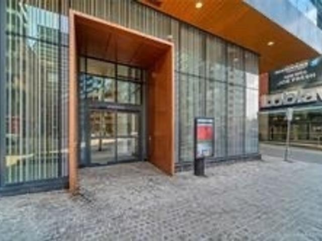 3008 - 19 Bathurst St