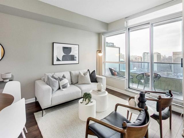 2102 - 500 Sherbourne St