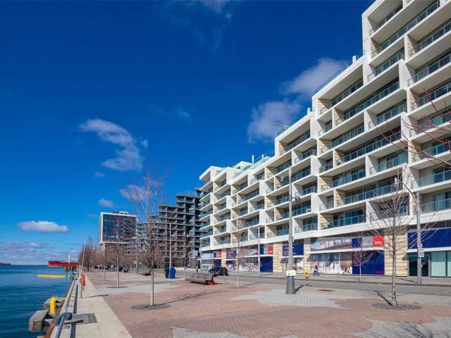 902 - 118 Merchants' Wharf Ave