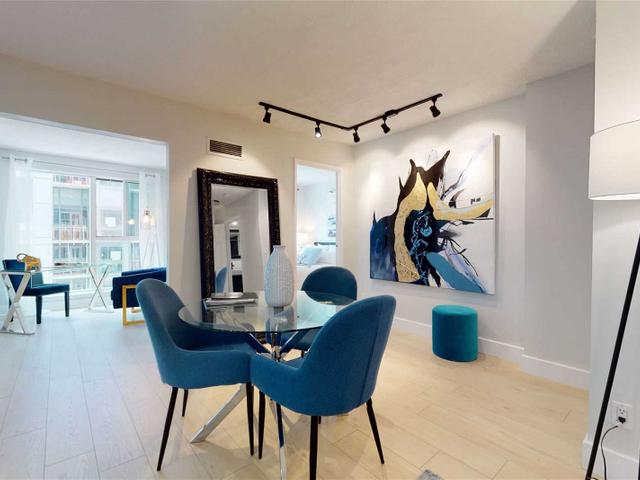 515 - 222 The Esplanade Ave