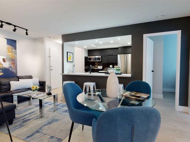 515 - 222 The Esplanade Ave