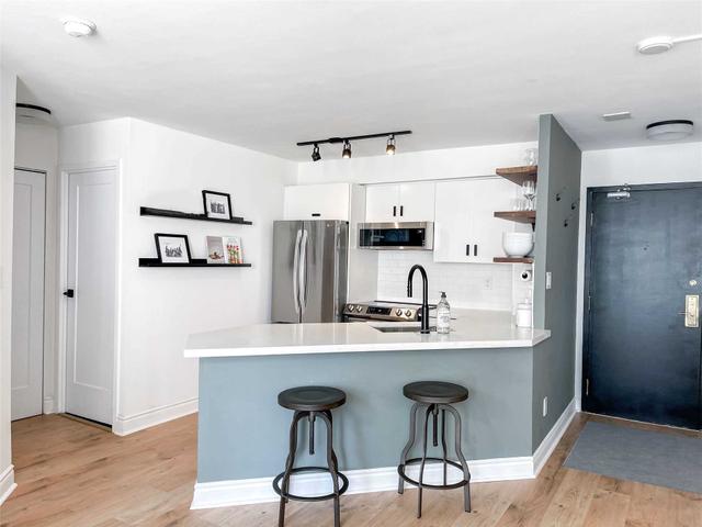 1502 - 25 Grenville St