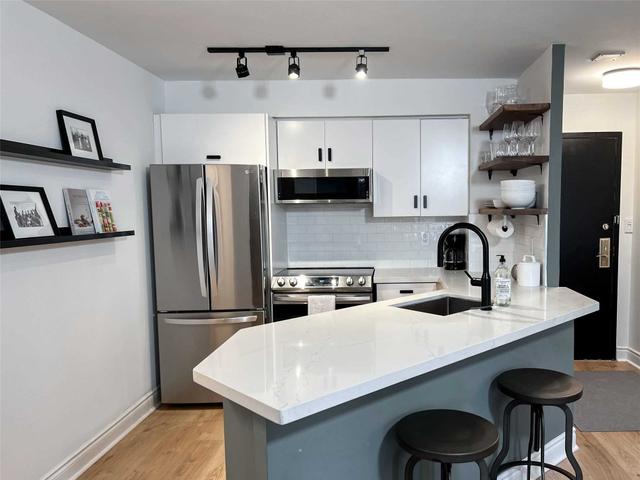 1502 - 25 Grenville St