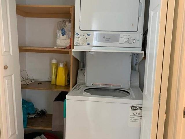 705 - 8 Wellesley St E