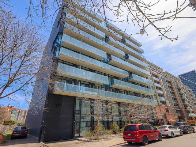 708 - 25 Stafford St