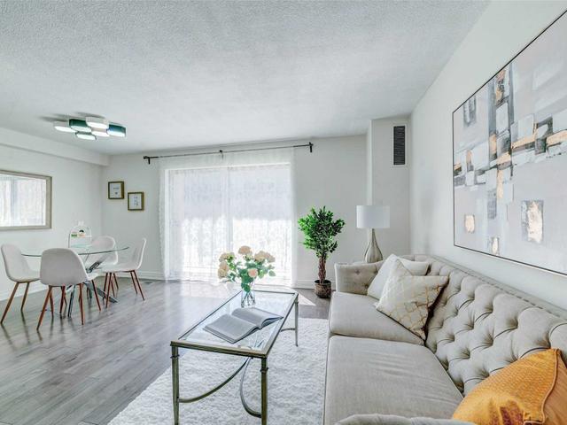 153 - 165 Cherokee Blvd