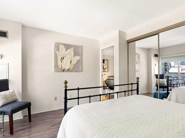 1910 - 25 The Esplanade