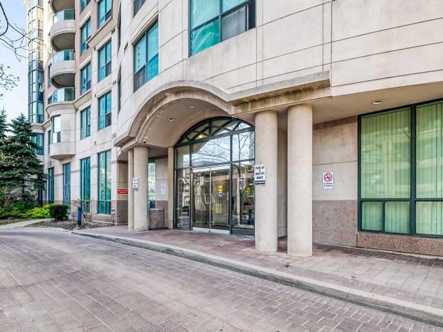 1712 - 7 Lorraine Dr