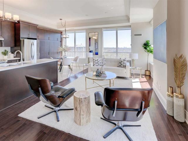 PH 102 - 135 Wynford Dr