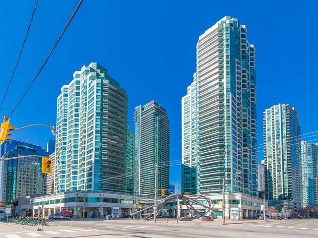 2303 - 10 Queens Quay W