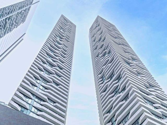 2302 - 88 Harbour St