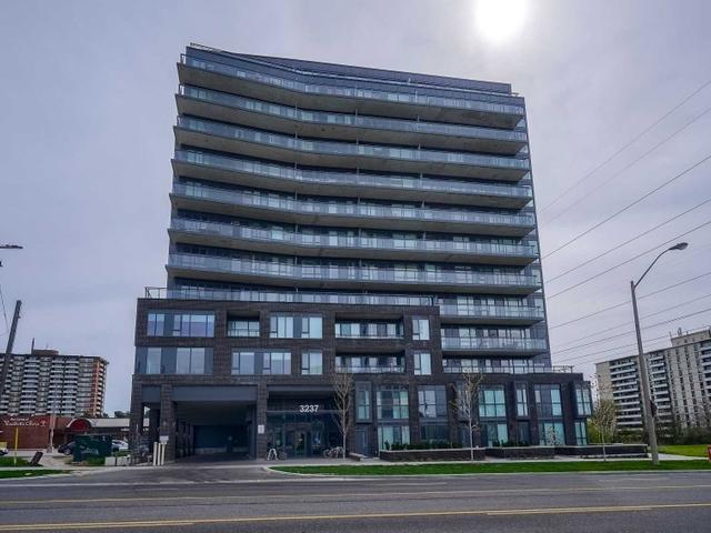 303 - 3237 Bayview Ave