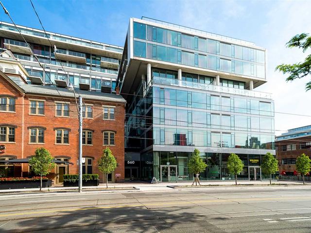 234 - 461 Adelaide St W