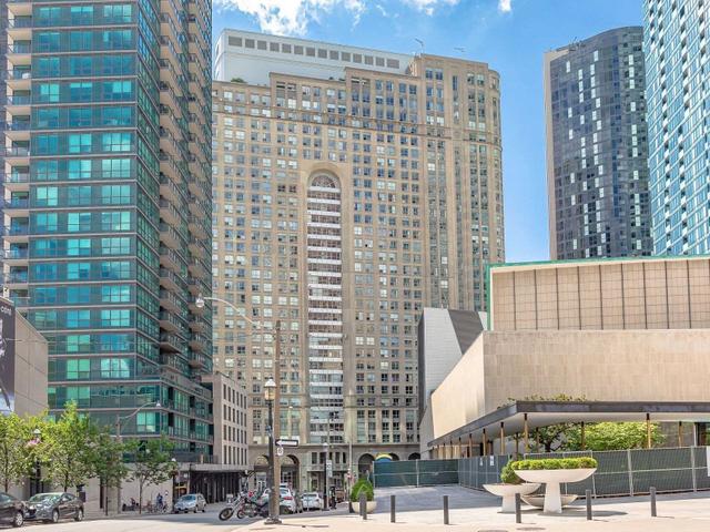 703 - 25 The Esplanade Ave