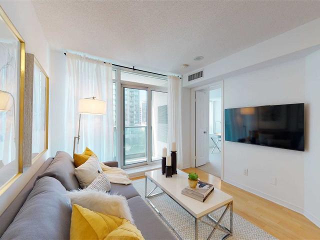 610 - 28 Harrison Garden Blvd