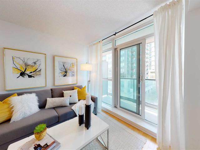 610 - 28 Harrison Garden Blvd