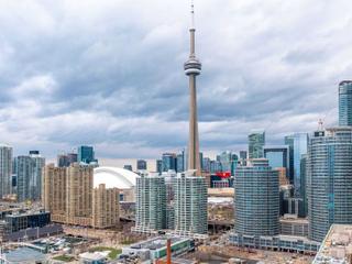 2502 - 228 Queens Quay West Quay