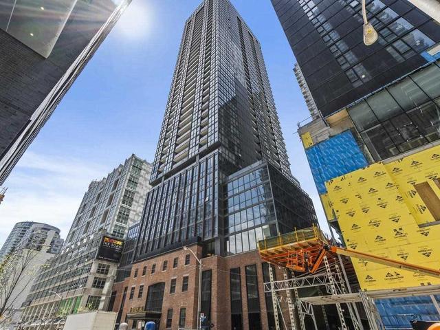 3402 - 88 Blue Jays Way