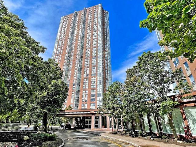 2004 - 7 Concorde Pl