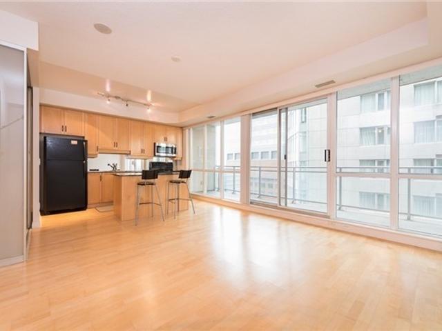 1505 - 220 Victoria St