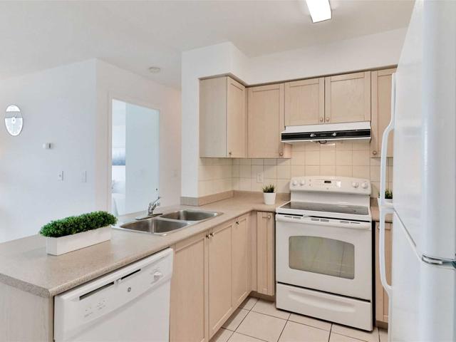 2506 - 5500 Yonge St