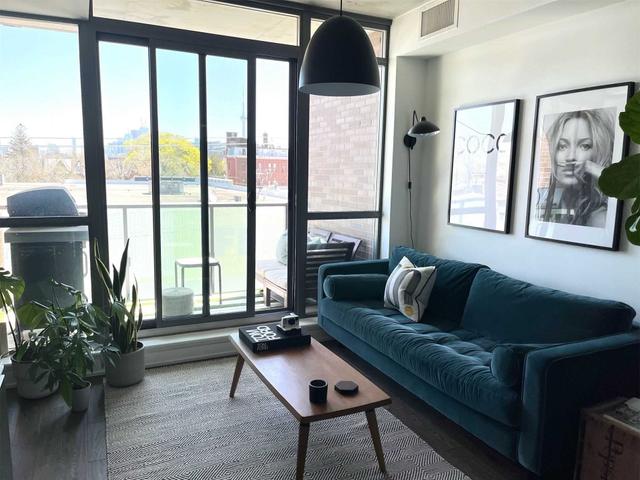 306 - 8 Gladstone Ave