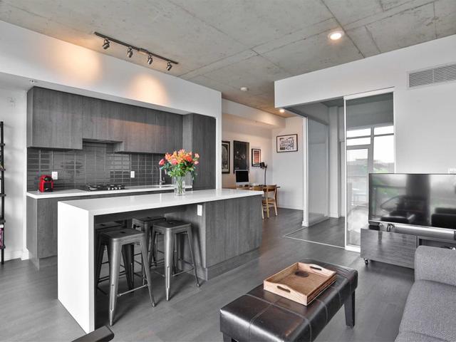 505 - 109 Ossington Ave