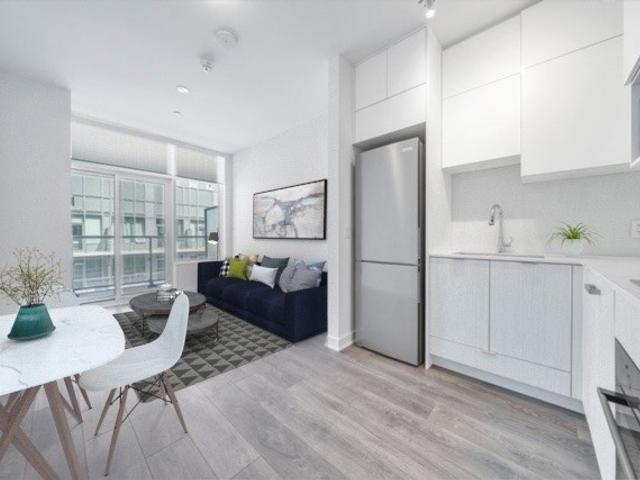 PH14 - 195 Redpath Ave