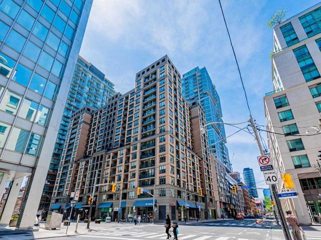 1419 - 140 Simcoe St