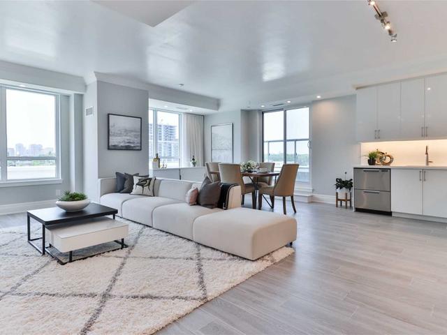 819 - 591 Sheppard Ave E