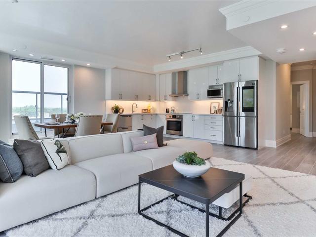 819 - 591 Sheppard Ave E