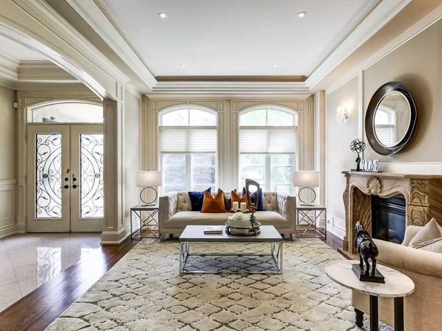 10 Burleigh Heights Dr