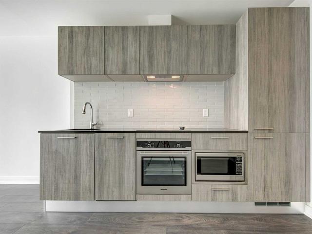 810 - 3 Gloucester St