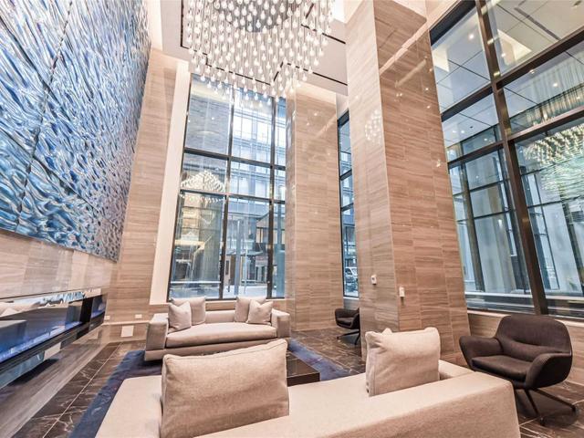 3102 - 115 Blue Jays Way