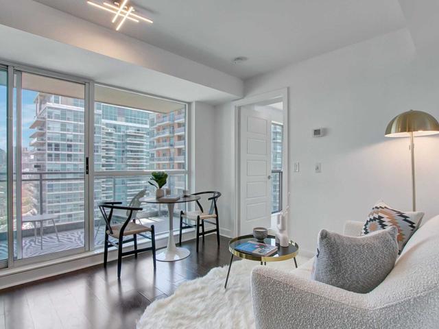 2012 - 100 Western Battery Rd