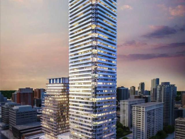 4202 - 501 Yonge St