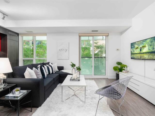 210 - 300 Front St W