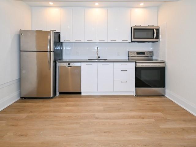 Lower - 637 Wellington St W