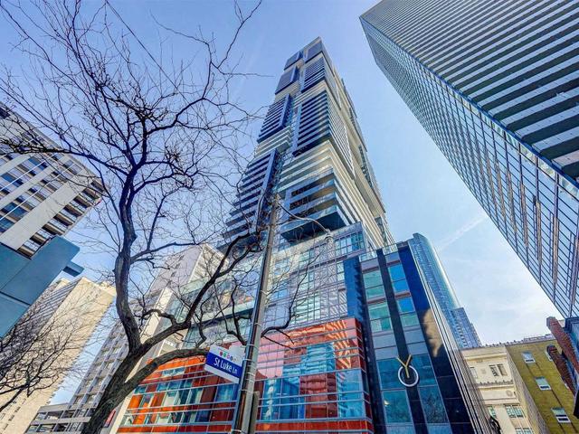 3609 - 7 Grenville St