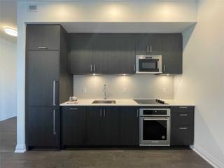 421 - 280 Howland Ave