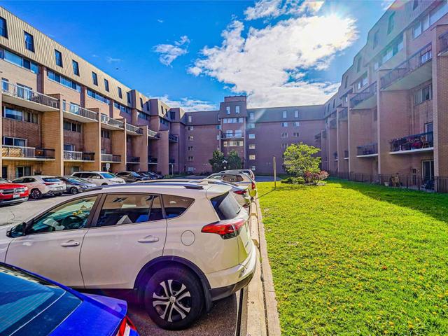 119 - 165 Cherokee Blvd