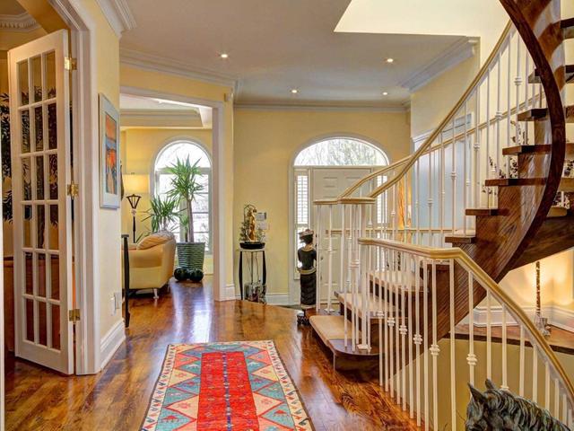 442 Bedford Park Ave