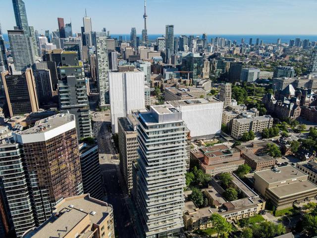 1201 - 57 St Joseph St