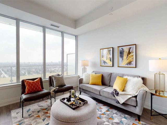 PH205 - 75 Canterbury Pl