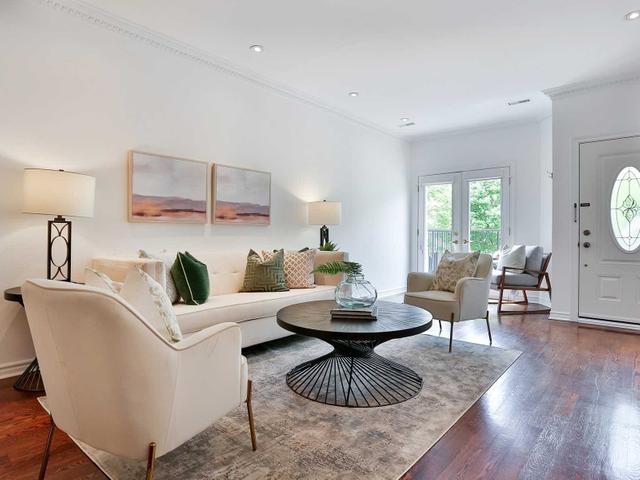 77 David Dunlap Circ