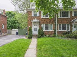 81 Thursfield Cres