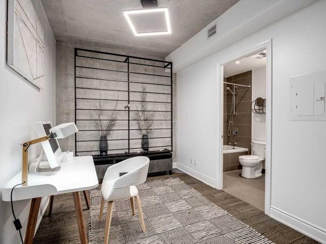 309 - 608 Richmond St W