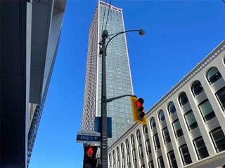 2906 - 99 John St
