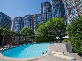 514 - 705 King St W